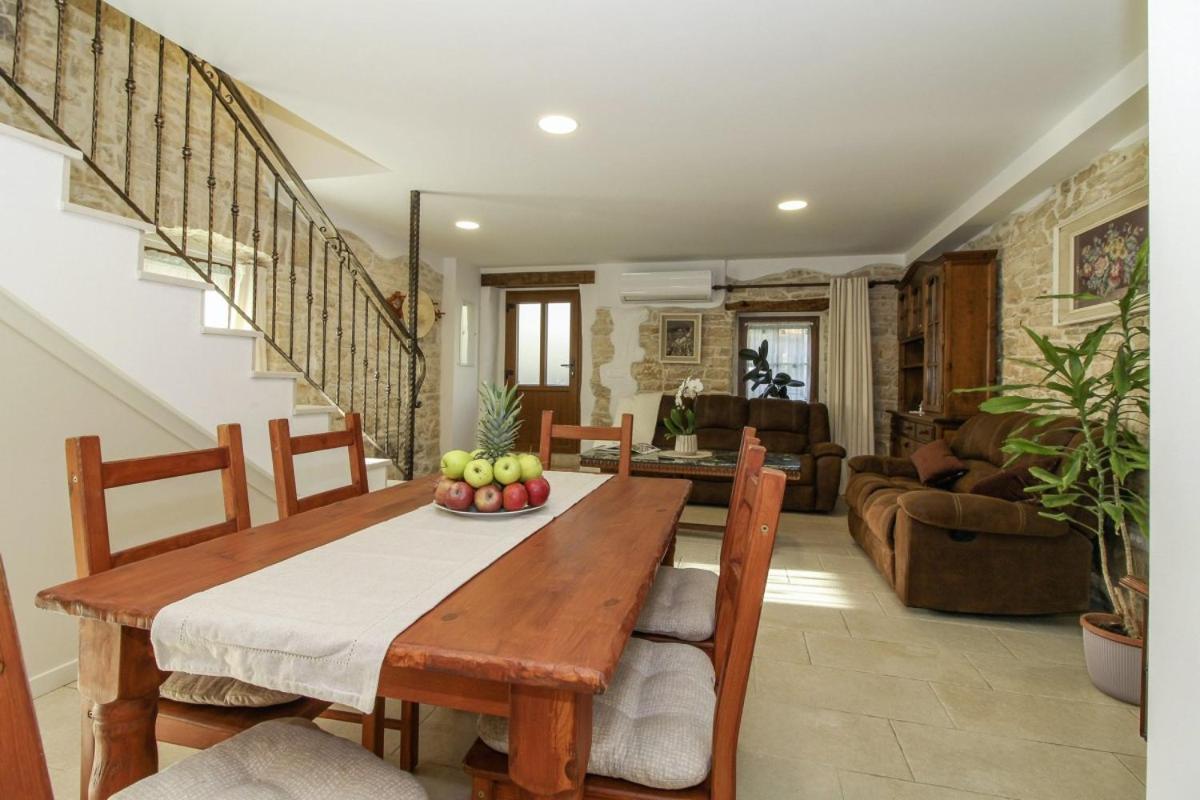 Villa Olea In Barat - Haus Fuer 6-8 Personen Kanfanar Extérieur photo