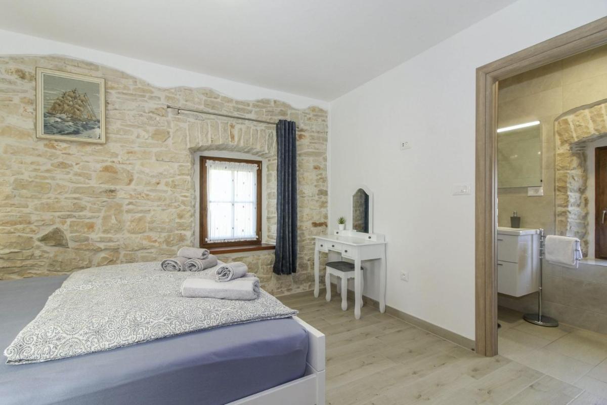 Villa Olea In Barat - Haus Fuer 6-8 Personen Kanfanar Extérieur photo