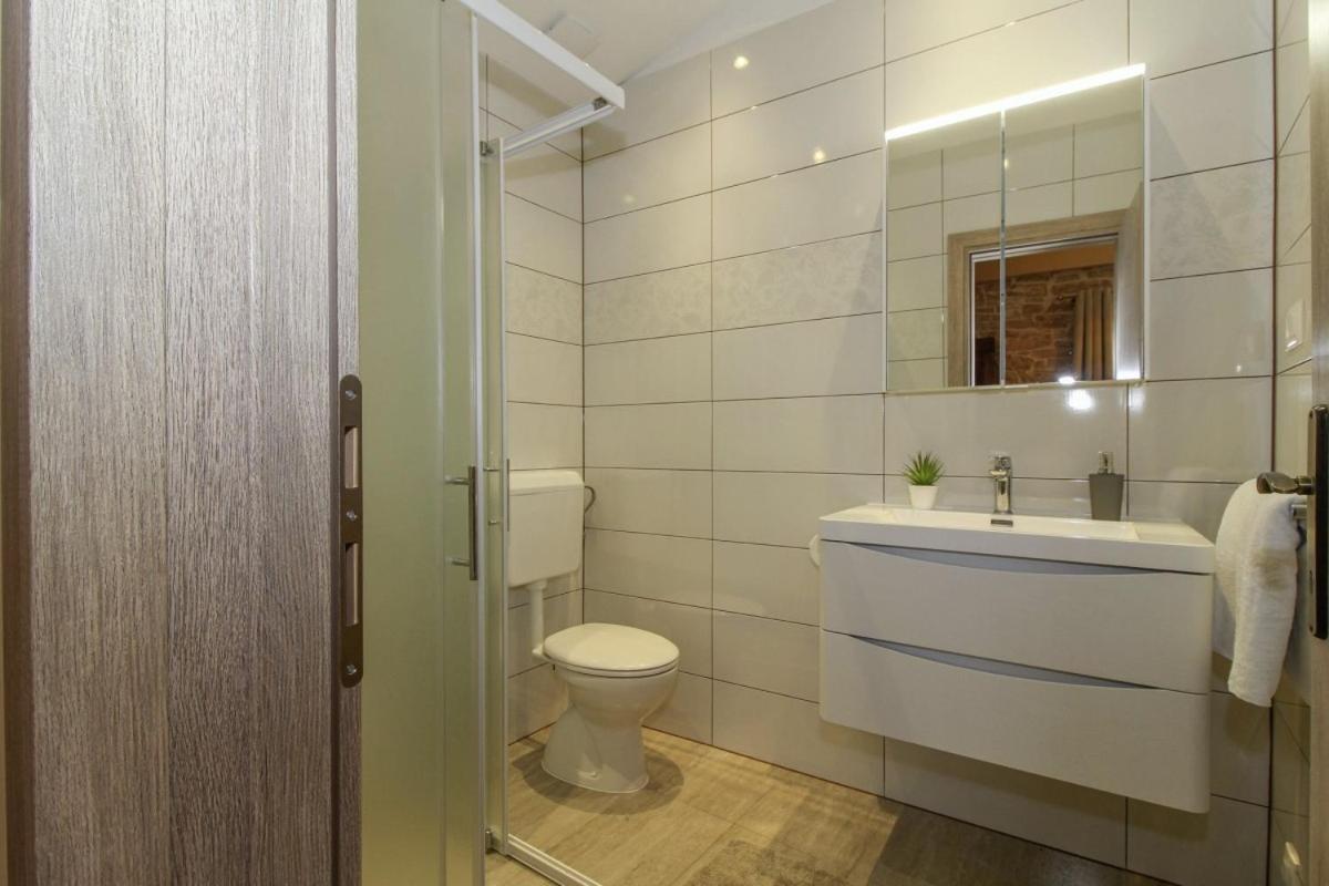Villa Olea In Barat - Haus Fuer 6-8 Personen Kanfanar Extérieur photo